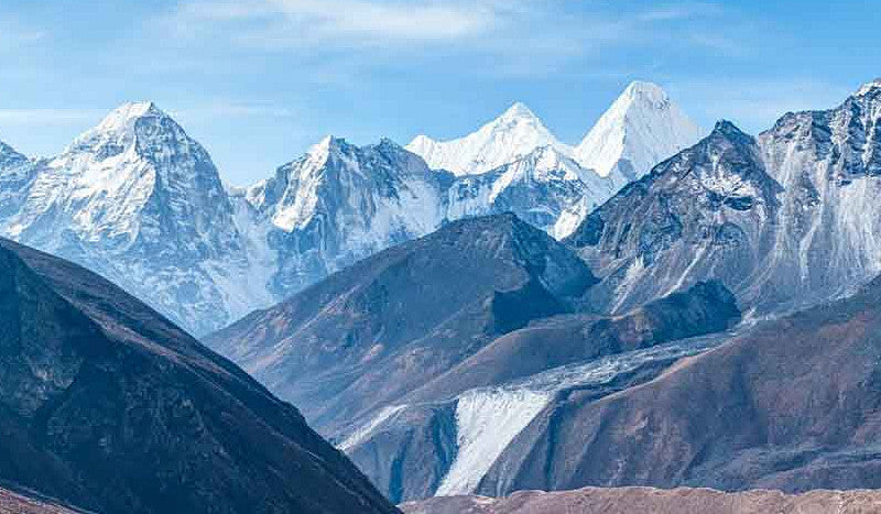 Borrowed RBH Designs' Mitts permit successful summit of AMA Dablam